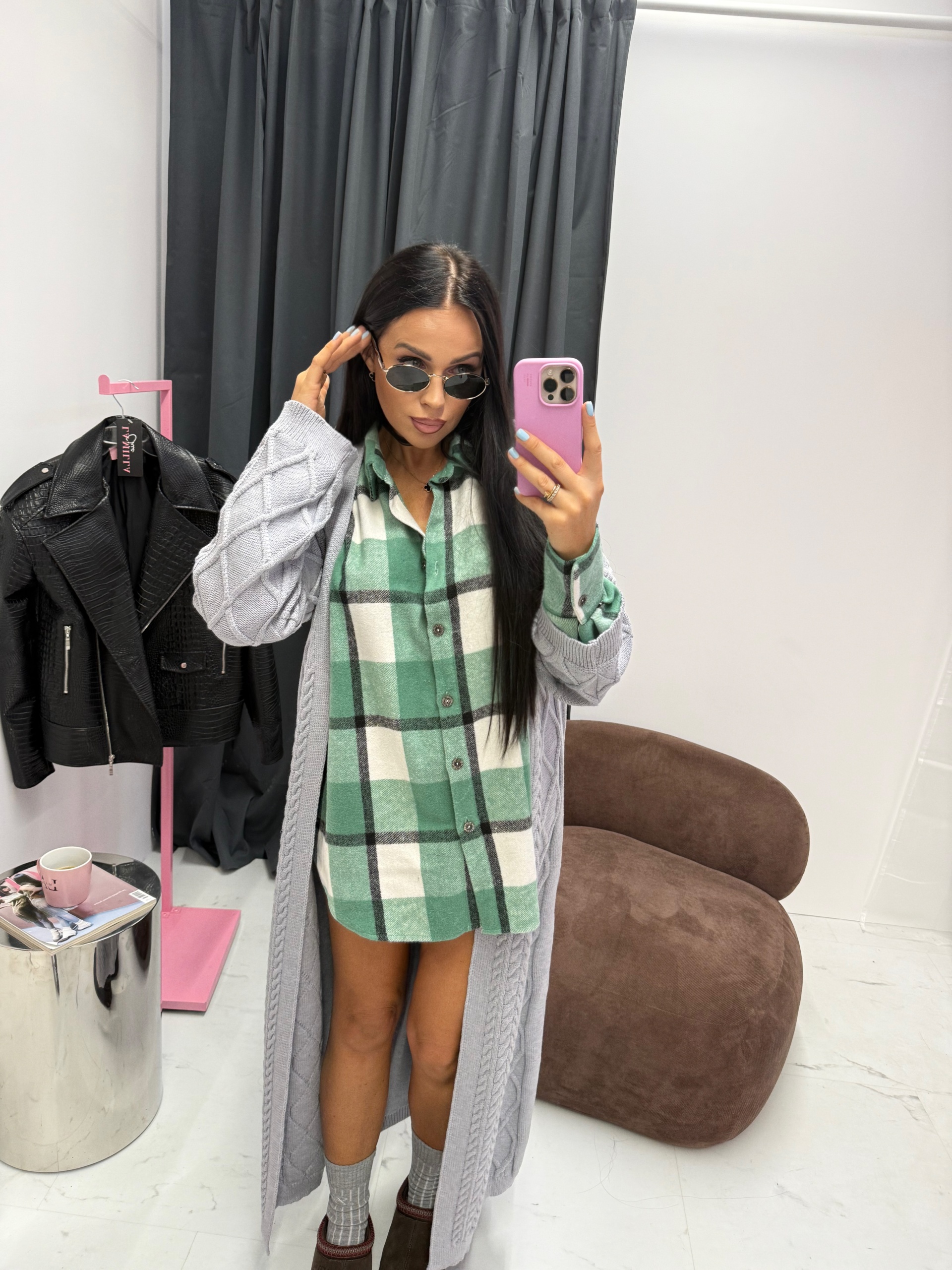 Facetune_10-10-2025-12-58-37