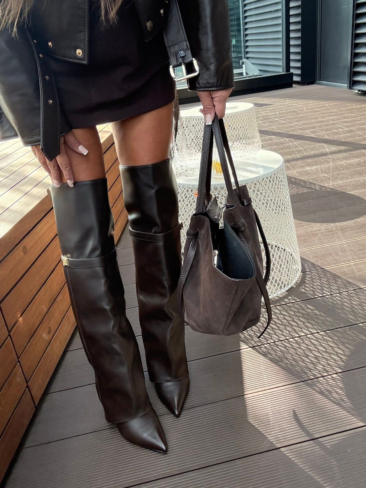 4a7131bf-a485-4e16-a6a1-69eae8406d9f